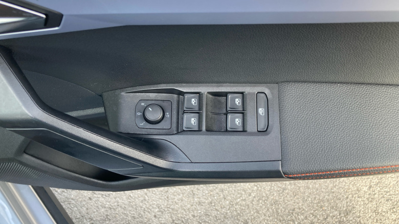 SEAT Arona 1.0 TSI 110 FR Sport 5dr Petrol Hatchback